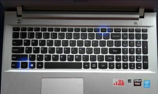 笔记本外置键盘怎么设置（笔记本外置键盘怎么设置灯光）